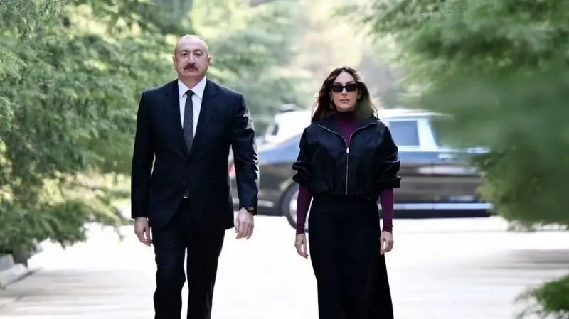 www.turkuazhaberajansi.com/Başörtüsü protestoları Aliyev hükümeti için tehdit mi?