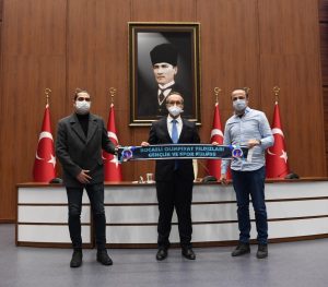 Kocaeli Olimpiyat Yıldızları Cimnastik Kulübü, Vali Yavuz’u ziyaret etti