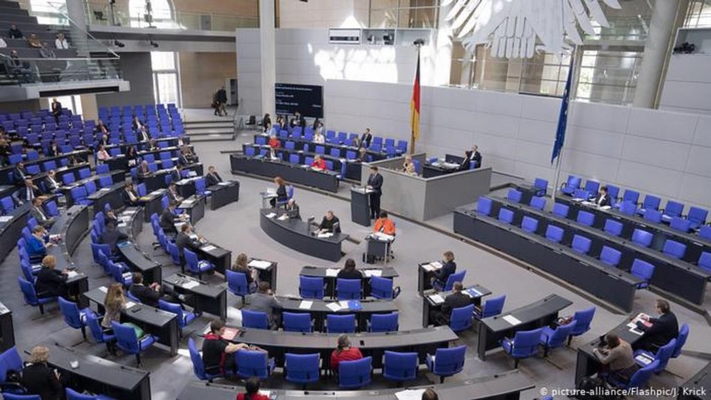 İslam karşıtlığıyla mücadele teklifine meclisten ret