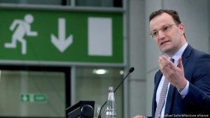 Spahn: Aşı tercihi mümkün değil