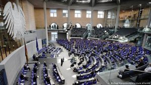 Alman meclisi Nasyonal Sosyalizm kurbanlarını andı