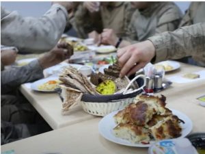 Şef Ömür Akkor, 3.500 Metrede Jandarma Özel Harekat İçin Yemek Yaptı