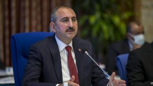 Bakan Gül: AYM’nin kararı bağlayıcıdır