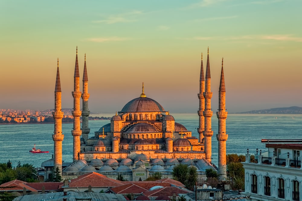 “Müminler için hayat, bir iyilik yolculuğudur”