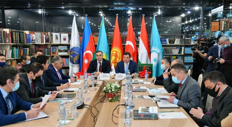 Kazak şairden, ‘Ben Türküm!’ şiiri …