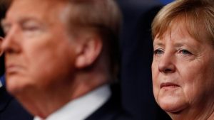 Merkel, Trump’ın sosyal medya hesaplarının askıya alınmasını eleştirdi