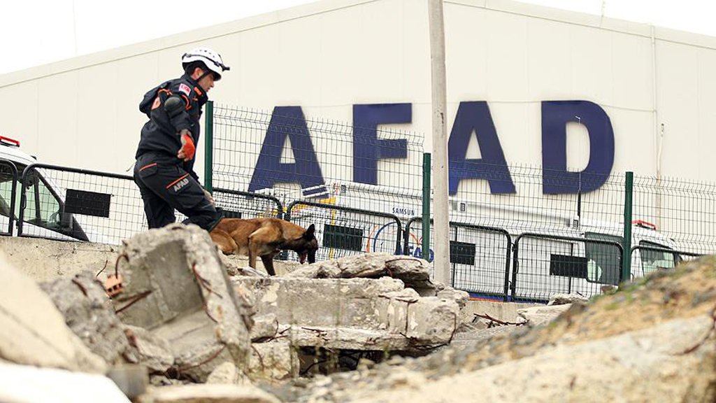 İzmir Depremi ve Türkiye’de Afet Yönetimi