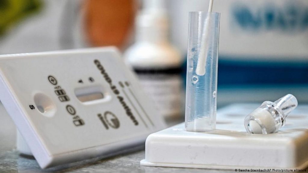 Almanya’da hızlı testlere onay gevşeme umudu yarattı