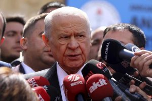 MHP Lideri Bahçeli’den Cumhurbaşkanı Erdoğan’a yeni anayasa için destek