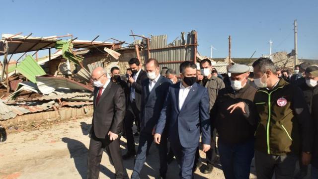 Bakan Pakdemirli İzmir’de: 16 vatandaşımız taburcu edildi