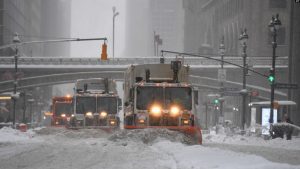ABD Hem Salgınla Hem Soğuk Havayla Mücadele Ediyor