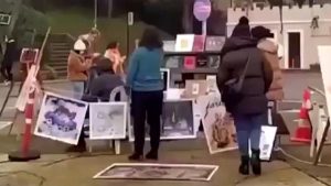 Kabe fotoğrafını yere serenlerin 3 yıla kadar hapsi istendi
