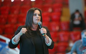 ‘Cumhurbaşkanımızın, arkasında dimdik durmaya devam edeceğiz’