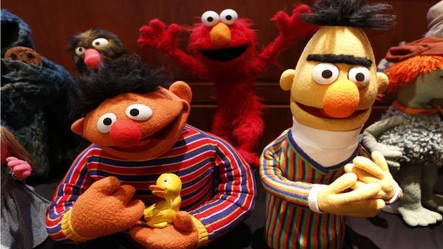 Disney’in ırkçılıkla suçlanan programı uyarıyla yayınlanacak