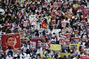 Myanmar’da Darbe Karşıtı Protestolara Rekor Katılım