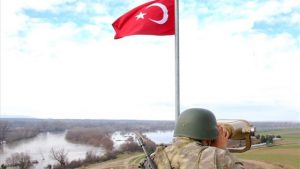 Yunanistan’a kaçmaya çalışan 3’ü terörist 5 kişi yakalandı