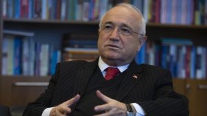 Cemil Çiçek’ten HDP’nin kapatılması tartışmalarına ‘Batasuna’ yorumu