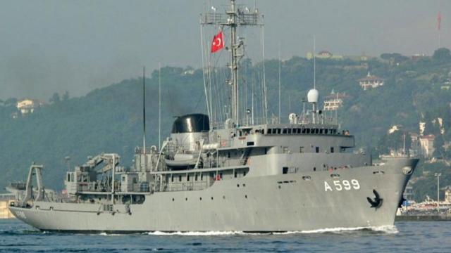 Ege’de Türk gemisine Yunan tacizi
