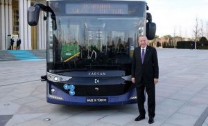 Cumhurbaşkanı Erdoğan: Elektrikli sürücüsüz otobüsün hayırlı olmasını diliyorum