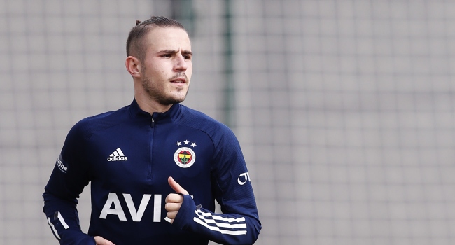 Pelkas: Sahada savaşan bir Fenerbahçe olacak