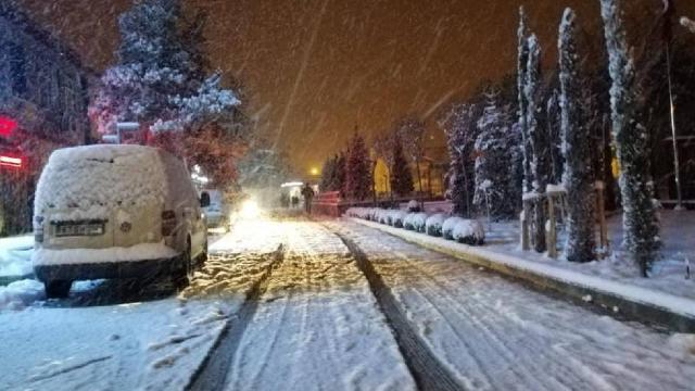 Çankırı ve Konya’da yüz yüze eğitime kar engeli