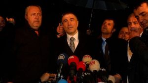 Sedat Peker: 1990’lardan bu yana ‘mafya operasyonlarının’ en önemli isimlerinden biri