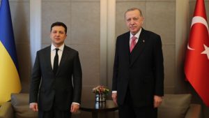 Ukrayna-Rusya hattında gerilim sürerken Ukrayna Devlet Başkanı Zelensky Türkiye’de
