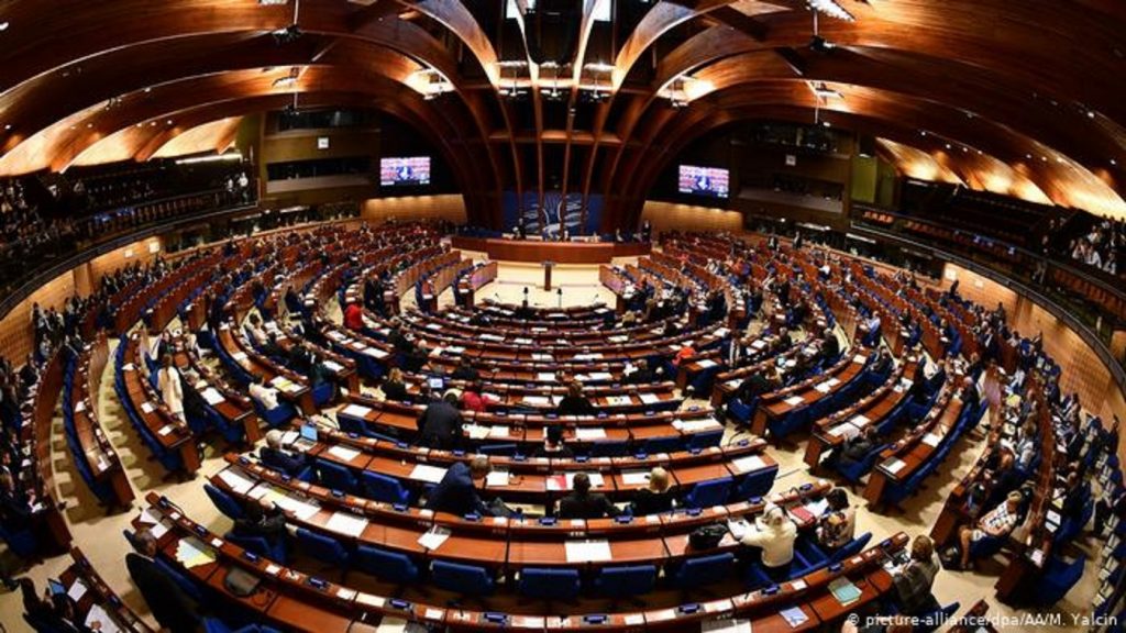 AKPM’den Türkiye’ye Demokrasi Çağrısı