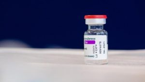 ‘AstraZeneca ile kan pıhtılaşması arasında muhtemel bağlantı var’