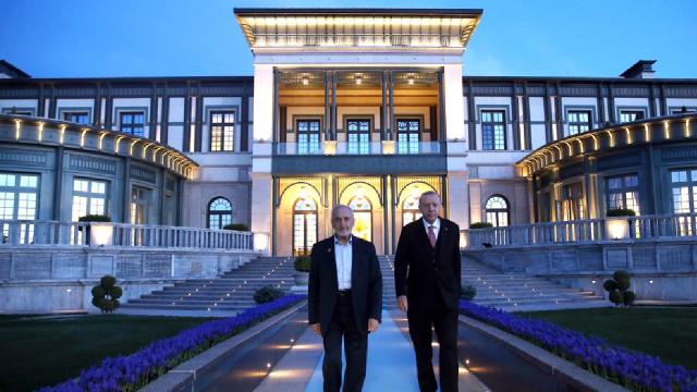 Cumhurbaşkanı Erdoğan, Oğuzhan Asiltürk ile bir araya geldi