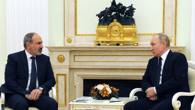 Paşinyan-Putin görüşmesinde gündem “Karabağ”