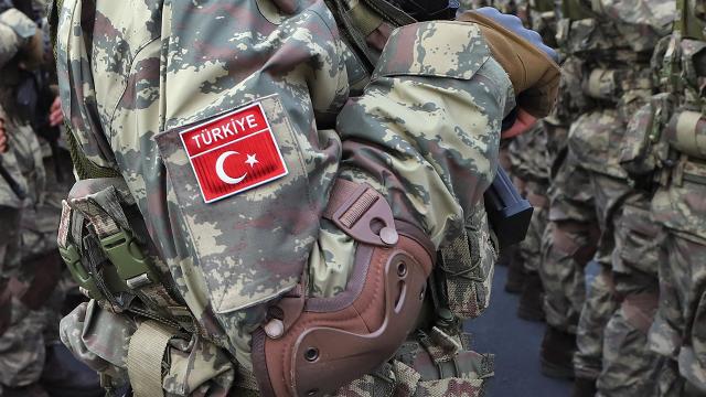 Başika’daki üsse roketli saldırı: 1 asker şehit oldu