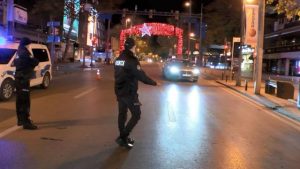 Kısıtlamayı ihlal eden 26 bin 649 kişi hakkında idari işlem yapıldı