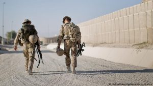 ABD ve NATO askerlerinin Afganistan’dan çekilmesi resmen başladı