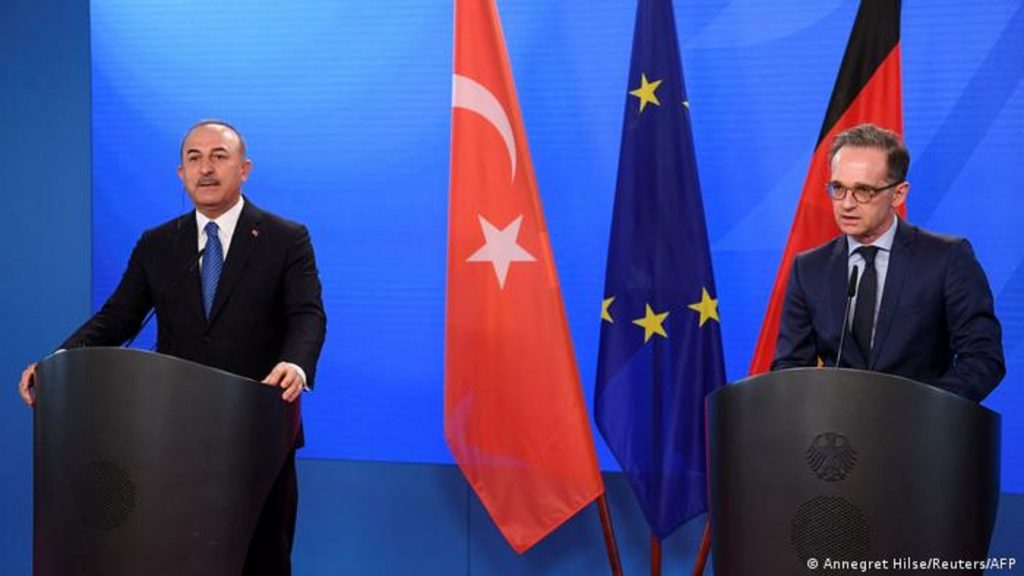 Çavuşoğlu Berlin’de Maas ile Görüştü