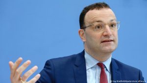 Almanya Sağlık Bakanı’nın aile ziyaretleri uyarısı tepki çekti