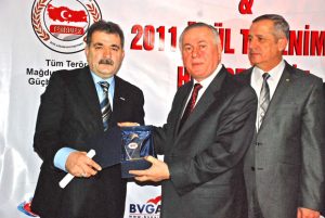 ‘Ödüle doymayan’ değil, ‘Ödüle gark edilen’ Adam: Turgut Torunoğulları