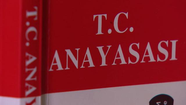 MHP’nin anayasa önerisi Cumhurbaşkanı Erdoğan’a sunuldu
