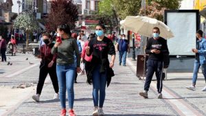 Son 24 saatte 55 bin 472 kişi sağlığına kavuştu