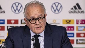 Almanya Futbol Federasyonu Başkanı Keller istifa etti