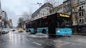 İstanbul’da özel halk otobüsleri sarı renge dönüyor