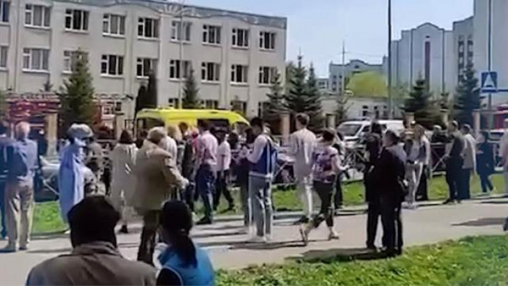 Rusya’da Bir Okula Düzenlenen Silahlı Saldırıda 11 Kişi Öldü