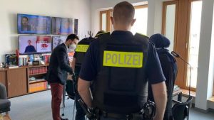 TRT Deutsch ofisine ırkçı tehdit mektubu