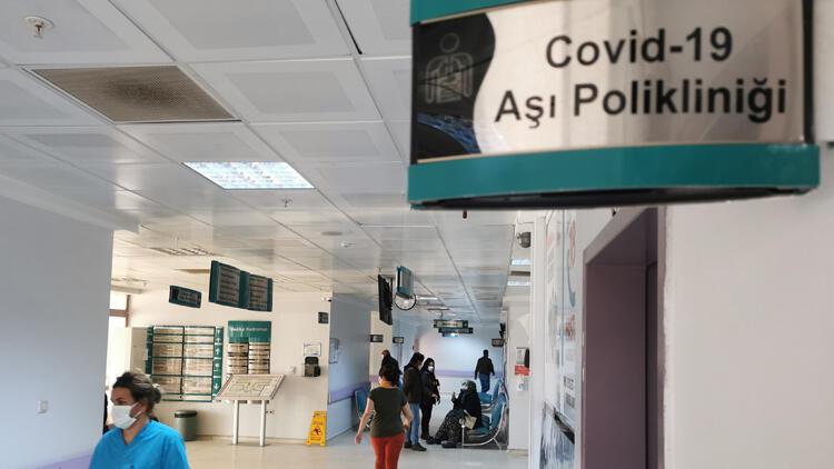 Koronavirüs aşı odalarında görevli personele ek ödeme
