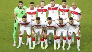 ‘Özgüven eksikliği ve sistemsizlik’: Milli takım Euro 2020’de neden başarısız oldu?