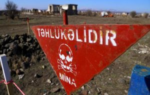 Sınırı geçerek mayın döşeyecekti: Azerbaycan askeri yakaladı
