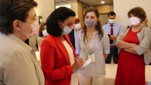 Rus turizm heyeti Antalya’da: Uçuş yasakları kaldırılacak mı?