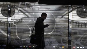 Ahizenin diğer ucunda ‘casusluk’ var