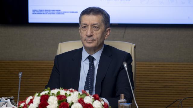 Bakan Selçuk: Kadına şiddetin önlenmesi için özel bir kurs hayata geçirildi