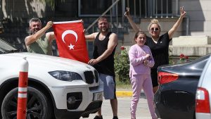 Yaz tatilini Türkiye’de geçiren gurbetçiler: Paramız memlekette para ediyor, fakat her şey zamlanmış